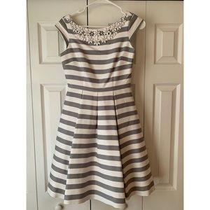 KateSpade white/grey dress w/floral beading